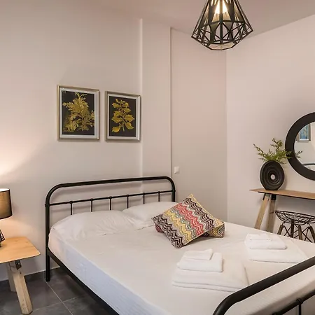 Luxury Olivenest With Private Heated Pool, Hot Tub & Sauna ヴィラ ハニア