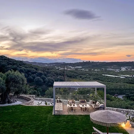 Luxury Olivenest With Private Heated Pool, Hot Tub & Sauna ハニア