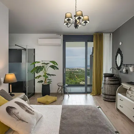 Villa Luxury Olivenest With Private Heated Pool, Hot Tub & Sauna