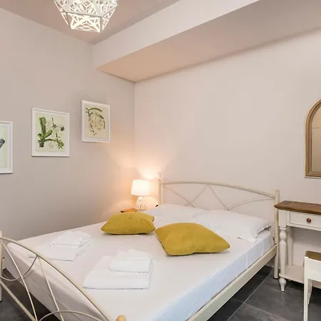 Luxury Olivenest With Private Heated Pool, Hot Tub & Sauna Willa Chania (Crete)