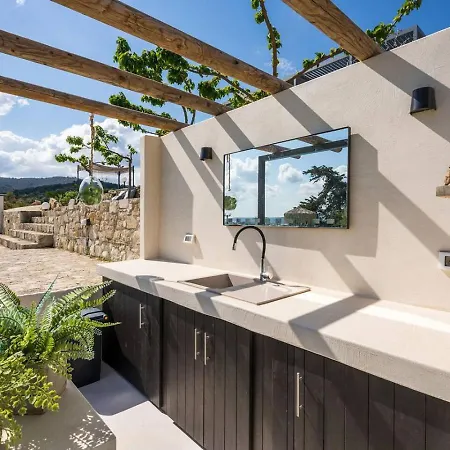 Luxury Olivenest With Private Heated Pool, Hot Tub & Sauna Villa