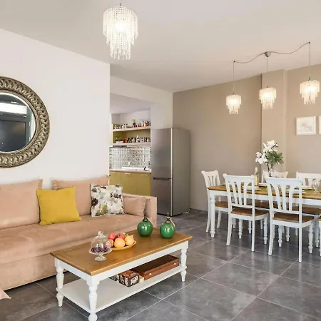 Luxury Olivenest With Private Heated Pool, Hot Tub & Sauna Villa *