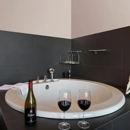 Luxury Olivenest With Private Heated Pool, Hot Tub & Sauna * Chania (Crete)