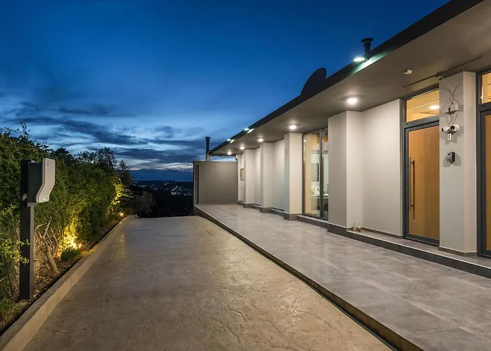 Luxury Olivenest With Private Heated Pool, Hot Tub & Sauna Villa La Canée